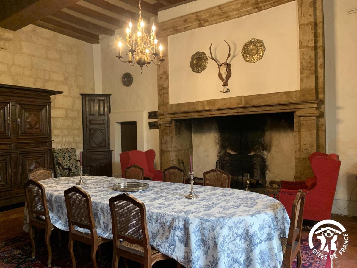 Chateau De Gardes Bed & Breakfast Castin Exterior photo